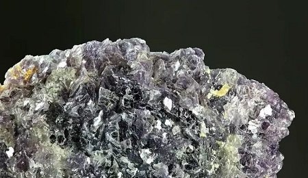 中國(guó)聚寶盆柴達(dá)木盆地首次發(fā)現(xiàn)黏土型鋰礦 具備巨大找礦前景